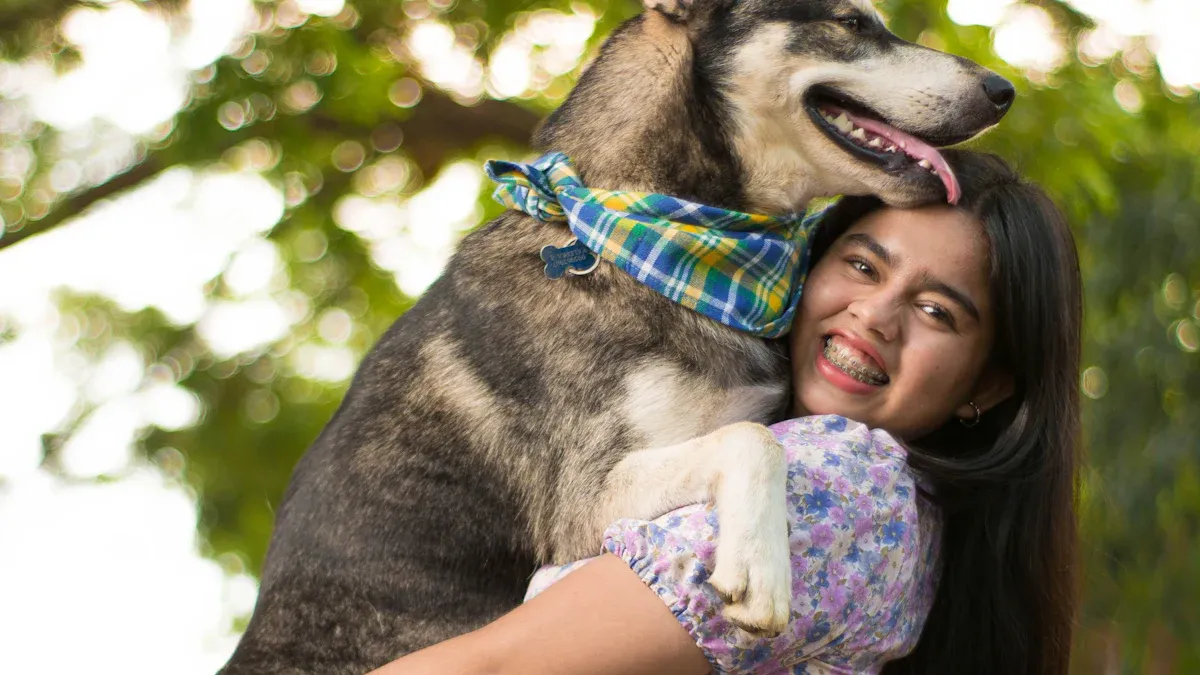 How to Lift a Large Dog Safely: Body Mechanics